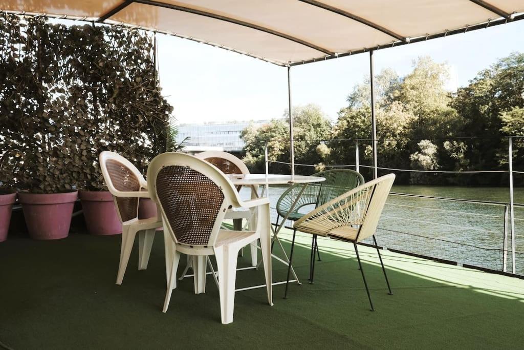 Belle Peniche Romantique A Paris Булонь-Бийанкур Экстерьер фото